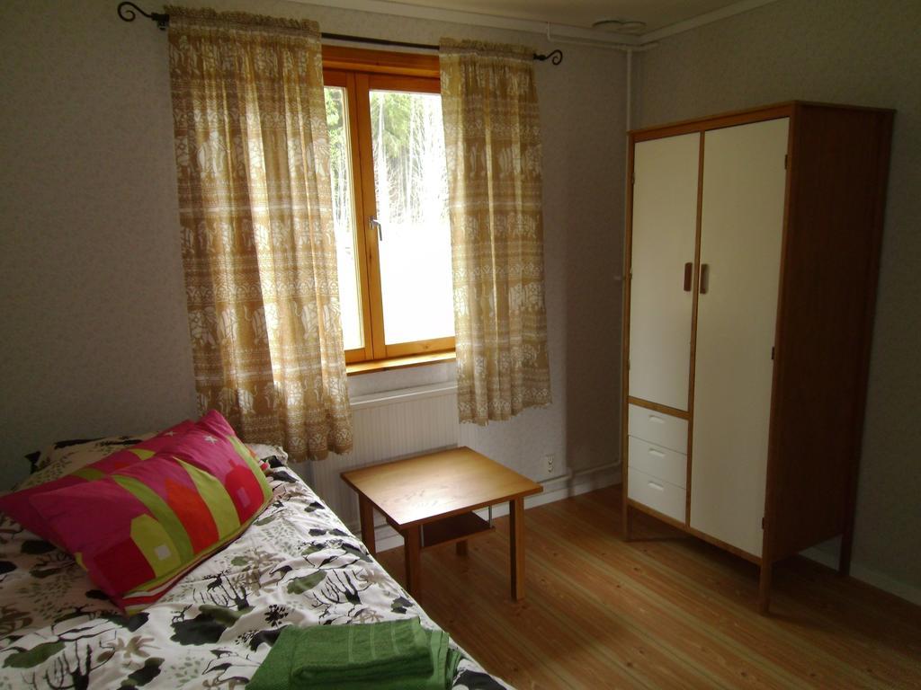 Hostel Mellangarden Vasterbykil Zimmer foto